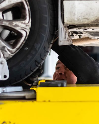 REPARACIÓN TREN DELANTERO Y AMORTIGUADORES